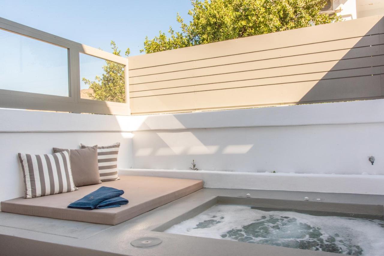 Lithos Luxury Suites Tínos Eksteriør billede